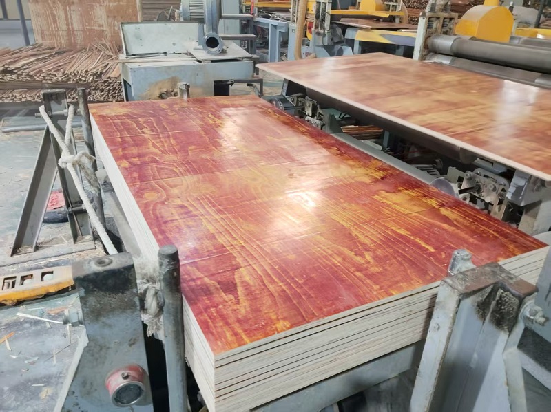 2026為啥建筑工地都偏愛木模板